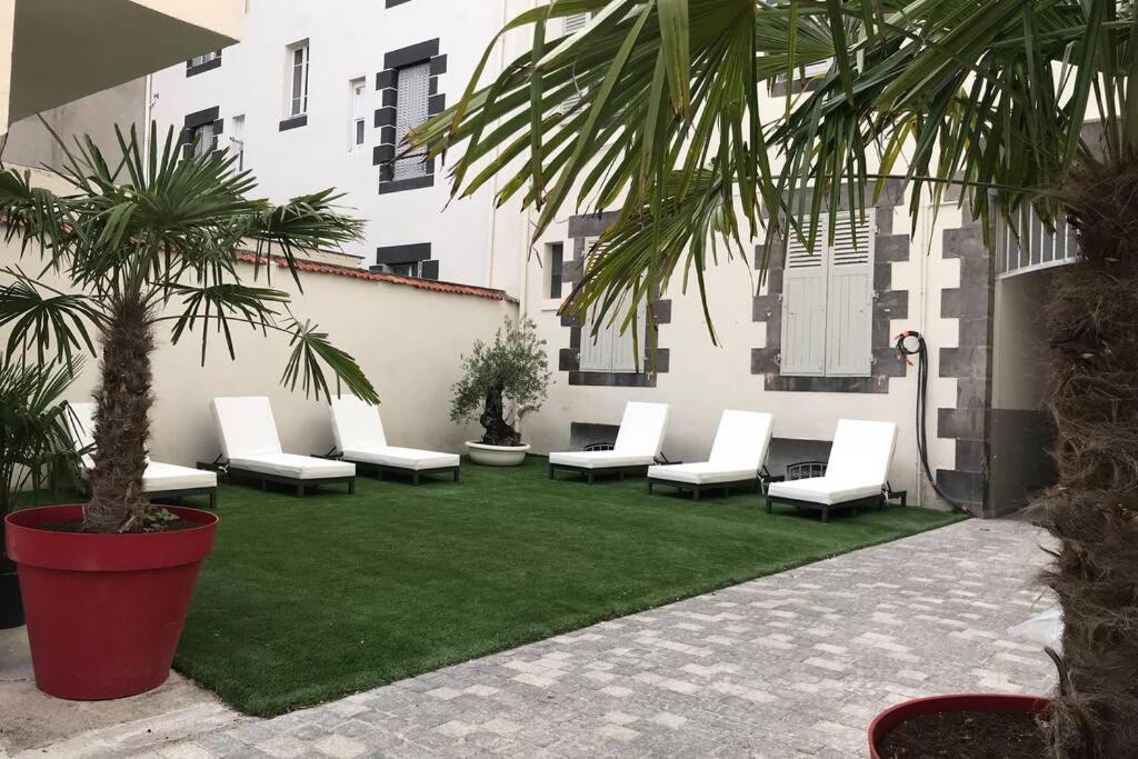 Rare Petit Cocon F1 Calme Possibilite Jacuzzi Hammam En Sus Apartment Chamalieres Bagian luar foto