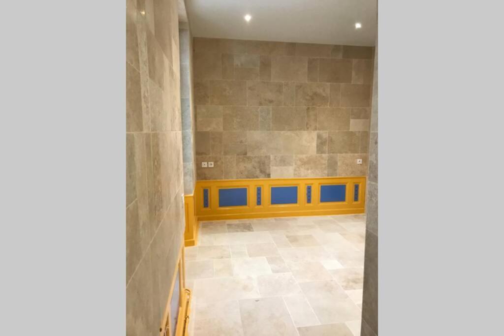 Rare Petit Cocon F1 Calme Possibilite Jacuzzi Hammam En Sus Apartment Chamalieres Bagian luar foto