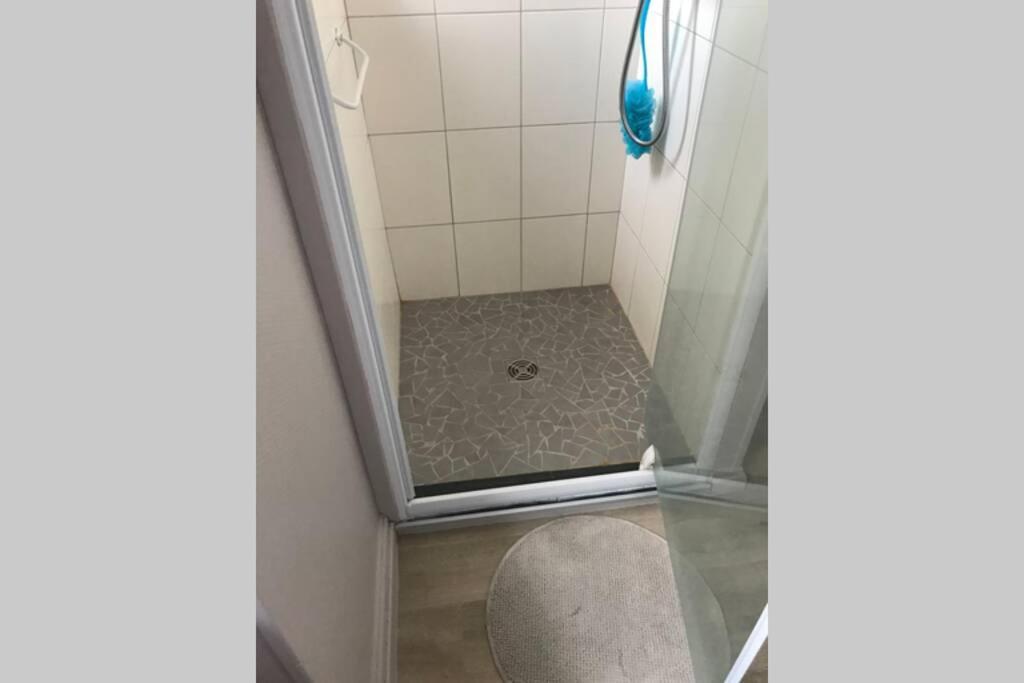 Rare Petit Cocon F1 Calme Possibilite Jacuzzi Hammam En Sus Apartment Chamalieres Bagian luar foto